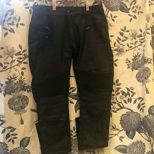 Top Trends black water jeggings